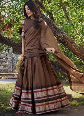 brown chanderi zari weaving border semi stitched Lehenga set with choli and dupatta with dupatta 3