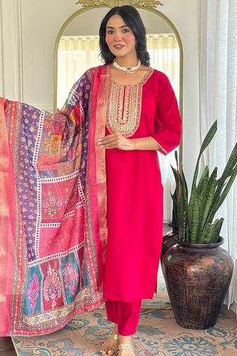 Rani pink chanderi silk heavy thread embroidery work with printed dupatta kurta pant set