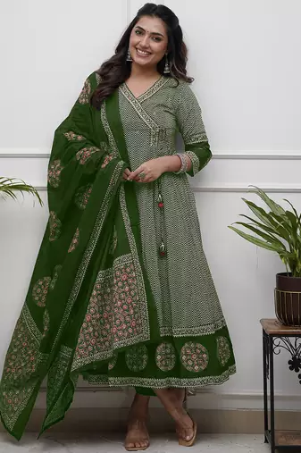 Green cotton blend print with thread embroidery work kurta pant set