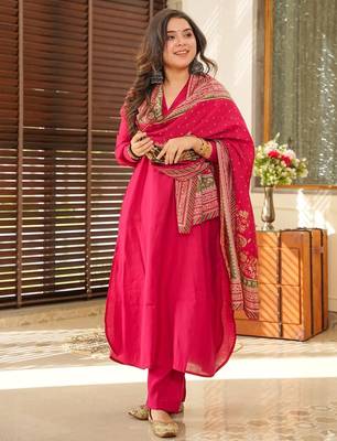 Rani pink south cotton plain kurta pant with printed dupatta kurta pant set 1