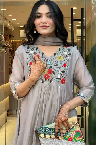 Grey chinon viscose heavy thread embroidery work kurta pant set