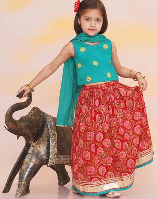 Green-red embroidered cotton choli & lehenga set for girls 1