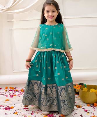 Green embroidered jacquard silk gown pattu for girls 1