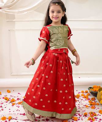 Red woven jacquard silk lehenga choli set for girls 3