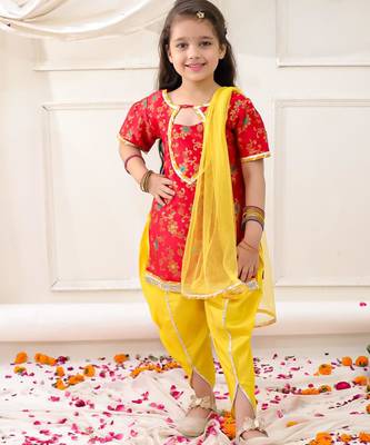 Red woven jacquard silk kurti dhoti with dupatta set for girls 1