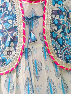 Blue printed cotton kurti dhoti with jacket set for girls 4
