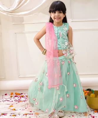Green embroidered net lehenga choli with dupatta set for girls 1