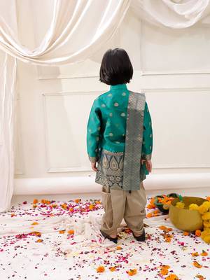 Green woven jacquard silk kurta dhoti with scarve set for boys 2