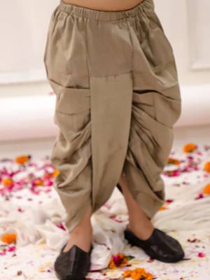 Green woven jacquard silk kurta dhoti with scarve set for boys 5