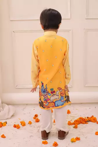 Yellow printed silk kurta pyjama set for boys