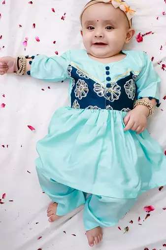 Turquoise embroidered silk flower kurti pent set for girls