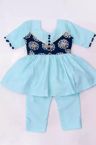 Turquoise embroidered silk flower kurti pent set for girls
