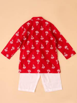 Red embroidered cotton threads kurta pyjama set for boys 3