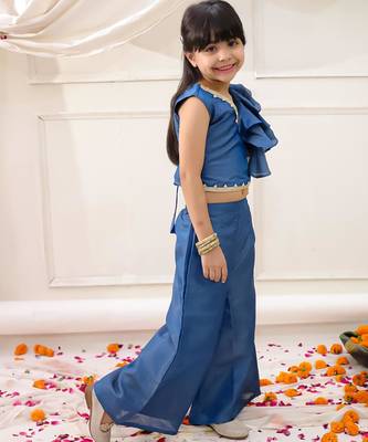 Blue solid gold silk top with palazzo set for girls 3