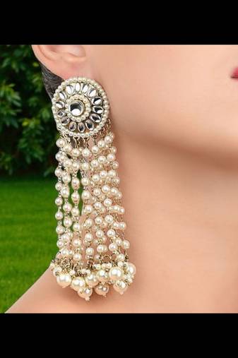 Multicolour deginer party wear earrings for woman