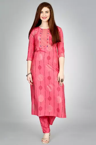 Women's Rayon Blend Floral Straight Printed Kurta Pant With Dupatta | kurta sets for woman