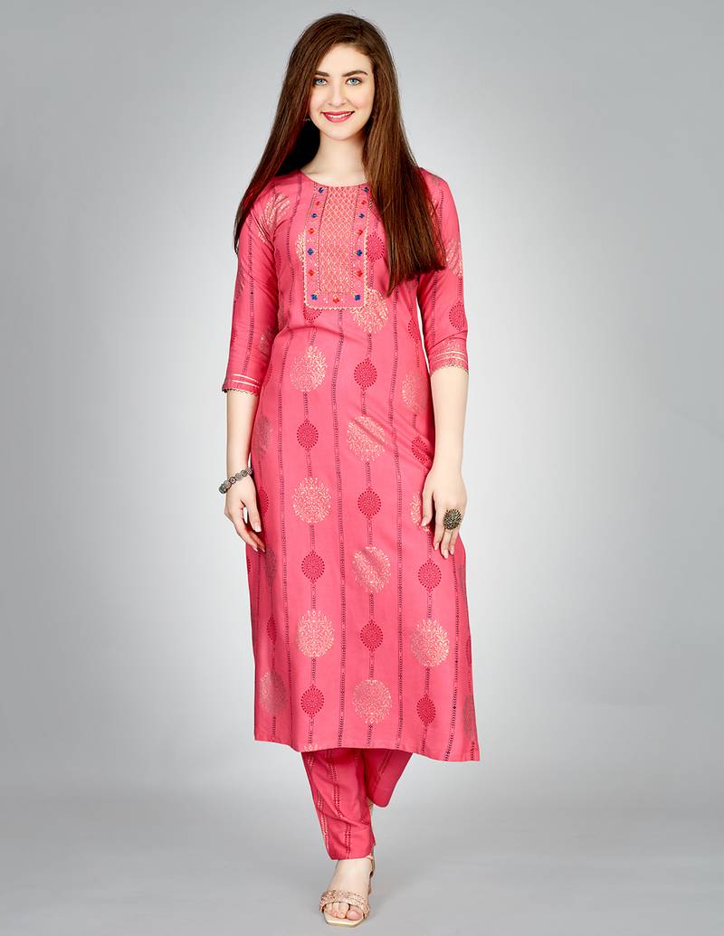  Women's Rayon Blend Floral Straight Printed Kurta Pant With Dupatta | kurta sets for woman