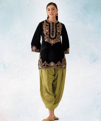 Black embroidered velvet patiyala suit 1