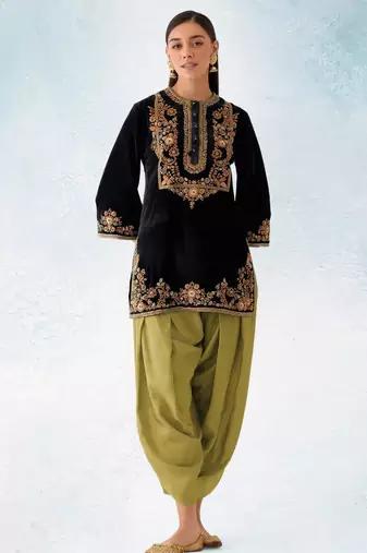 Black embroidered velvet semi stitched patiyala suit
