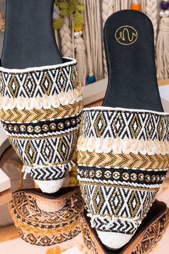 Blue embroidered leather mules