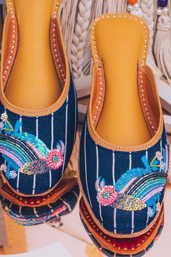 Blue embroidered leather mules