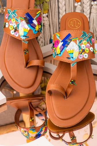 Brown embroidered leather kolhapuris