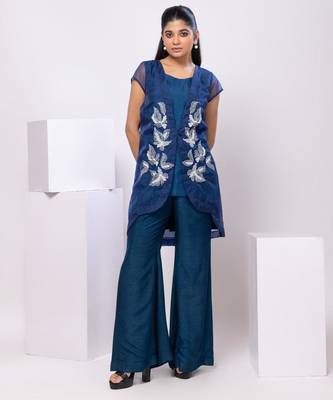 Blue embroidered silk co ord set 2