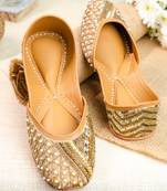 Gold embroidered leather juttis