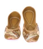 Gold embroidered leather juttis