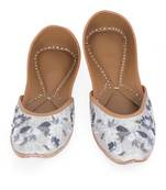 Grey embroidered leather juttis