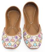Multicolor embroidered leather juttis