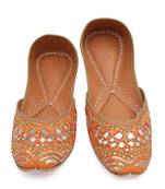 Yellow embroidered leather juttis