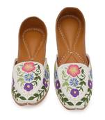 White embroidered leather juttis
