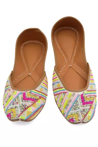 Multicolor embroidered leather juttis