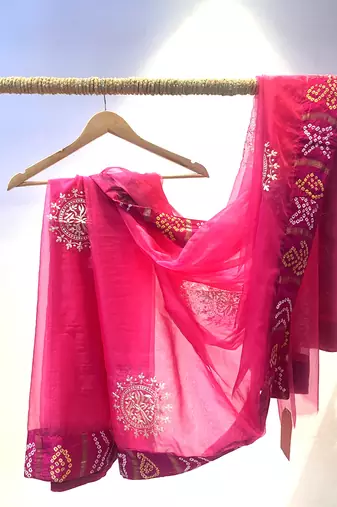 Organza pink saree with jajji silk border with blouse