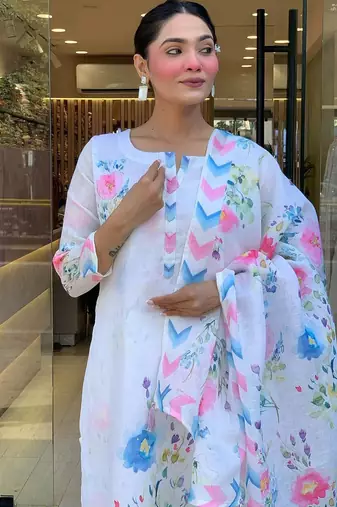White Floral Printed Linen Kurta Set with Pastel Dupatta
