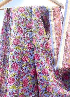 Pure floral chanderi saree with blouse 3