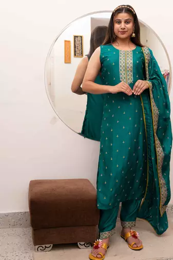 Green silk blend suit set