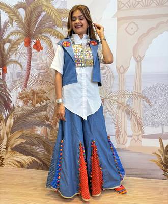 Beautiful Embroidery work Pure Cotton Full Stitched with Shirt Palazzo Set 3