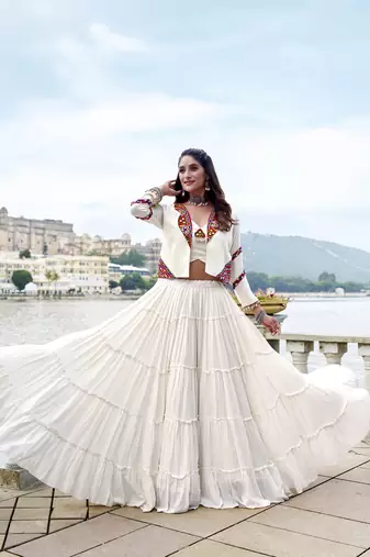 white Gamthi Mirror Work & Kodi Lace Chaniya Choli