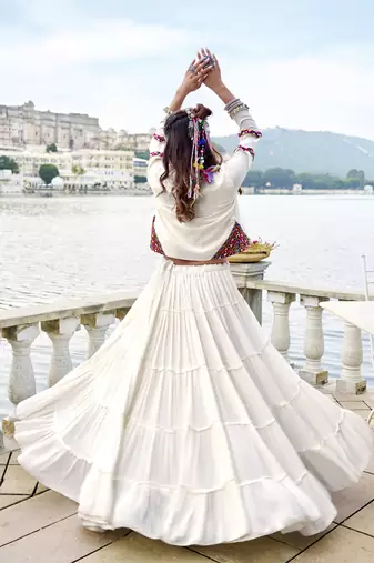 white Gamthi Mirror Work & Kodi Lace Chaniya Choli