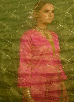 Rani pink embroidered satin kurta set 5