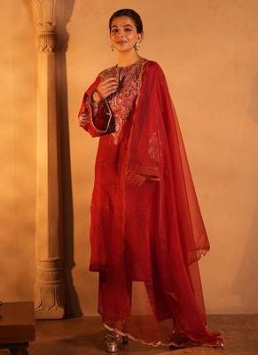 Red lawn embroidered co-ord set 1