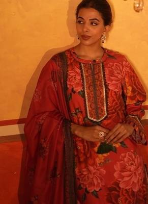 Red flower print co-ord set with dupatta 4