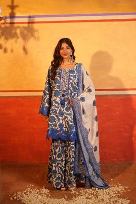 Blue flower print garara set 3