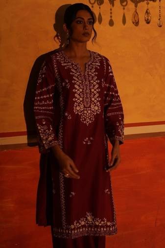 3 pc lawn kurta set in a stunning red shade beautifully crafted kurta straight pants  and a dupatta