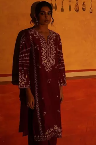 3 pc lawn kurta set in a stunning red shade beautifully crafted kurta straight pants  and a dupatta