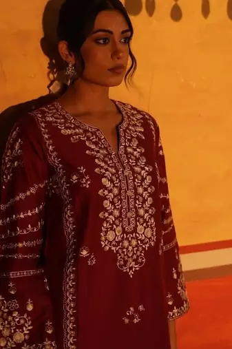 3 pc lawn kurta set in a stunning red shade beautifully crafted kurta straight pants  and a dupatta
