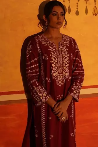 3 pc lawn kurta set in a stunning red shade beautifully crafted kurta straight pants  and a dupatta