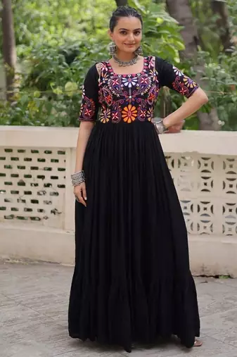 Reyon fabric with kutchi gamthi embroidered thread work Full Stitched free size.
